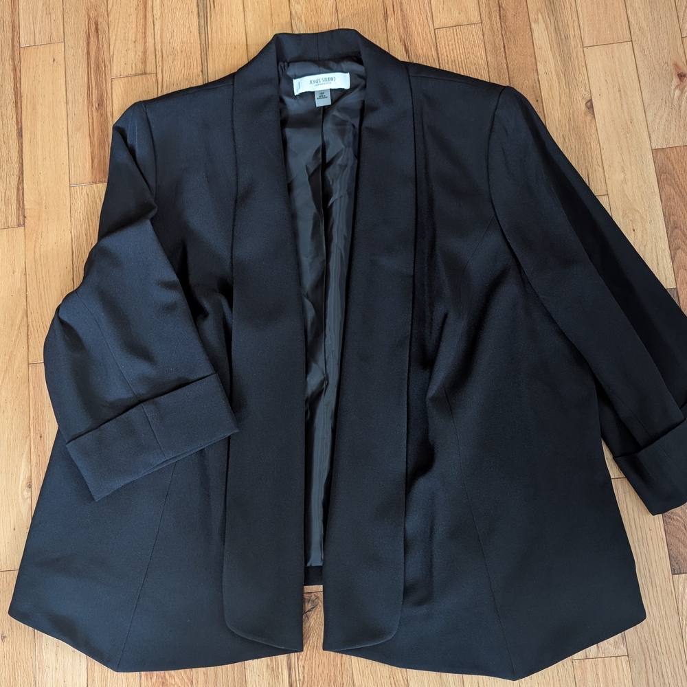 Tuxedo Style Topper, Jacket or Blazer Size 18